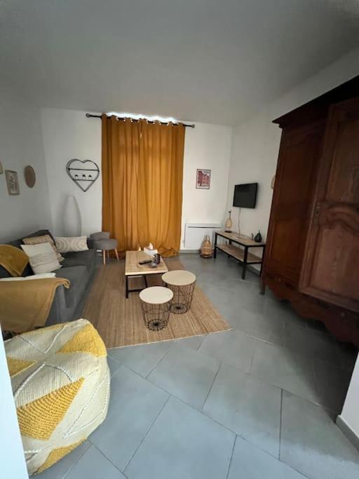La Jolie Petite Maison Saint-André-les-Vergers Extérieur photo